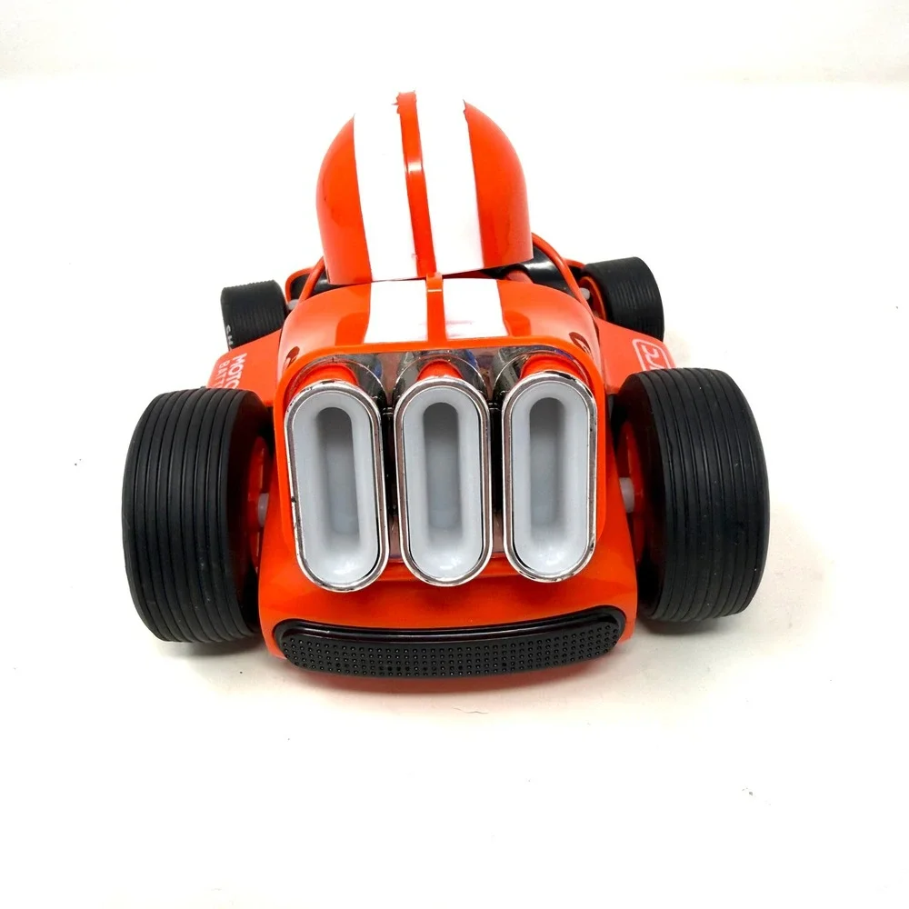 Sharper Image Motor Battles Remote Control Light-Up Cars Orange Blue Set 1017802